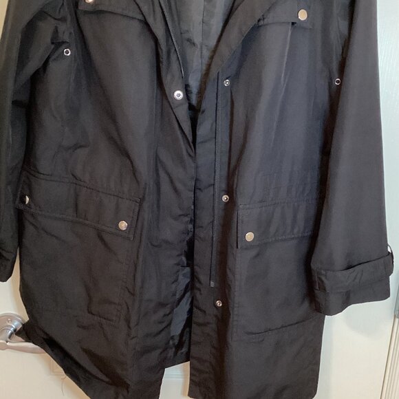 Alfani Womens Black Rain Coat Jacket Size L Hooded Lined Lightweight Windbreaker - Picture 3 of 11